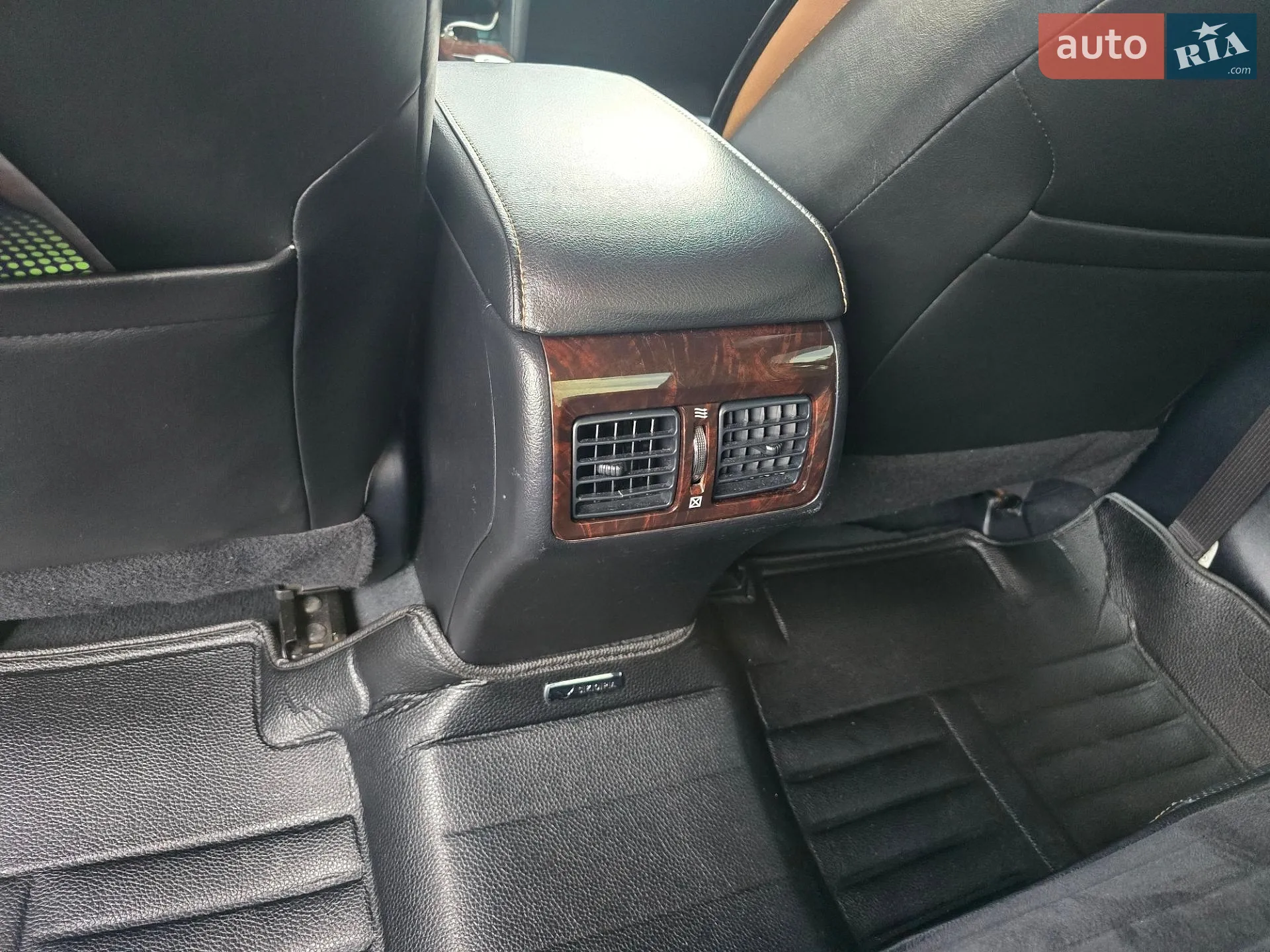 2015 Toyota Camry - мініатюра 16