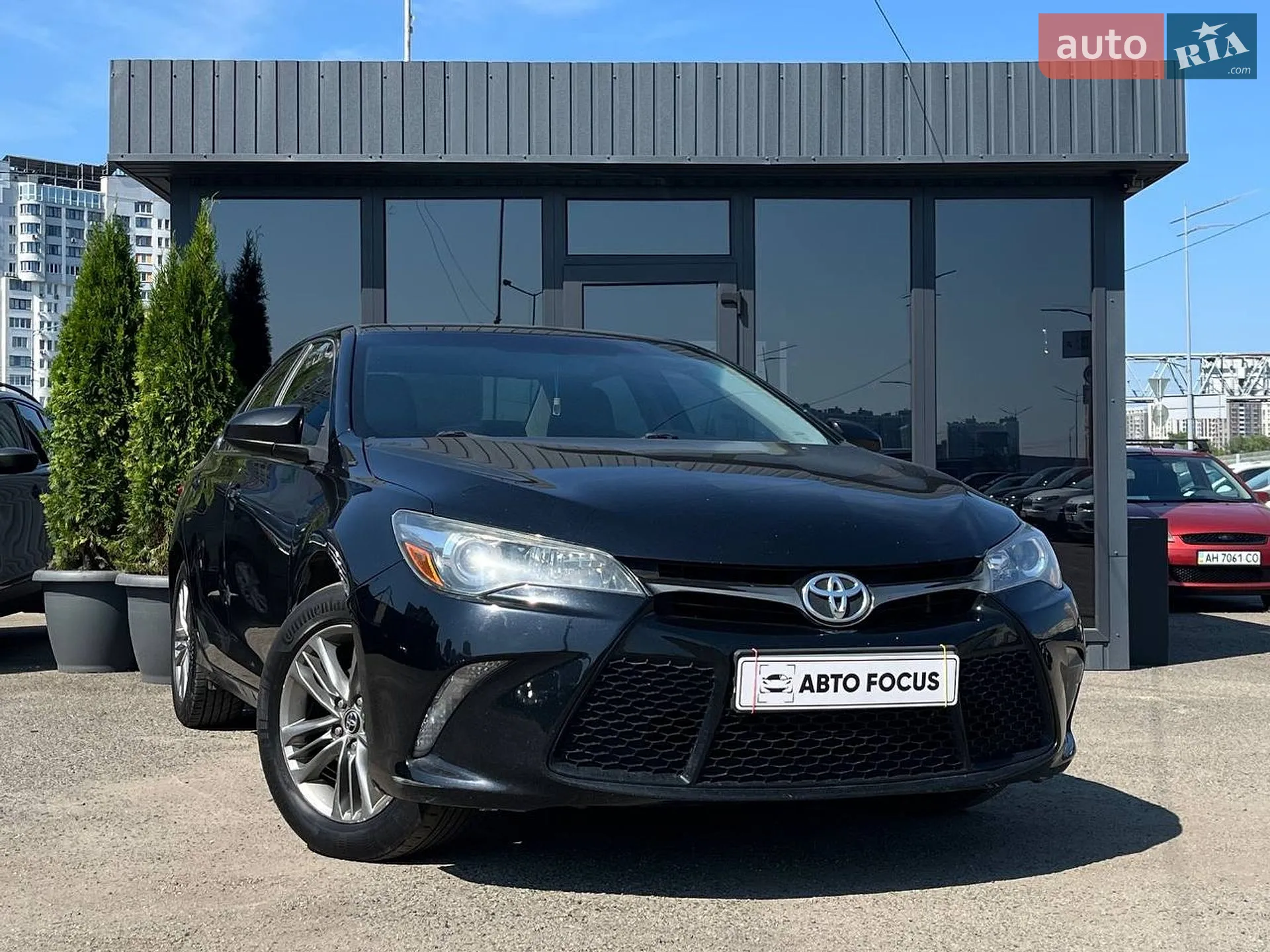 2016 Toyota Camry - фото 1