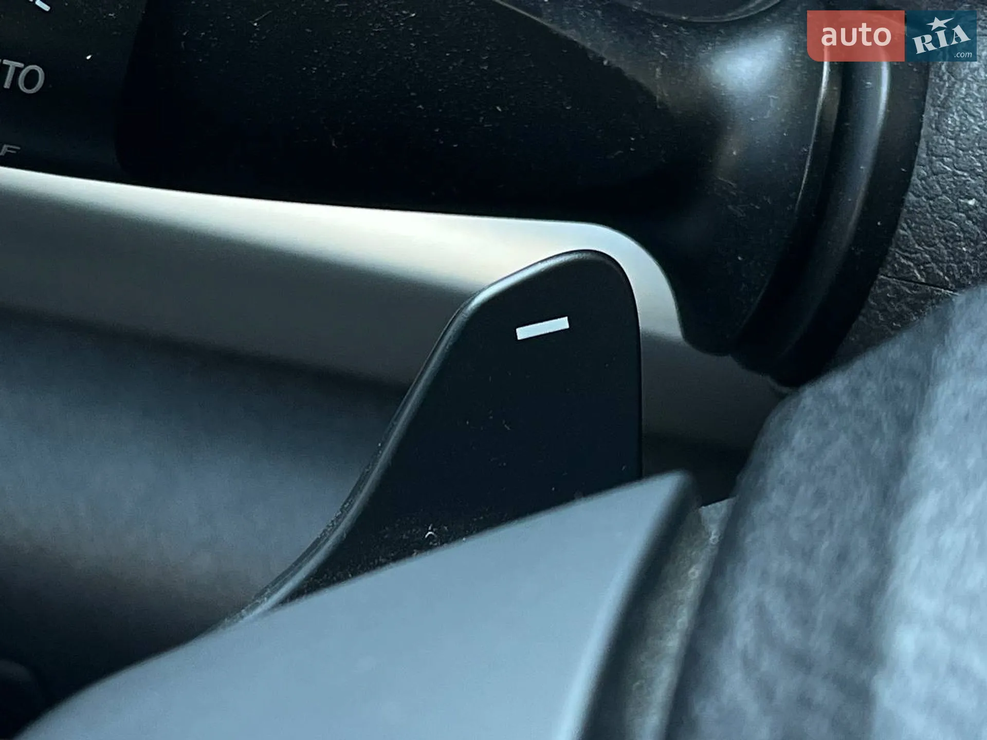 2016 Toyota Camry - мініатюра 21