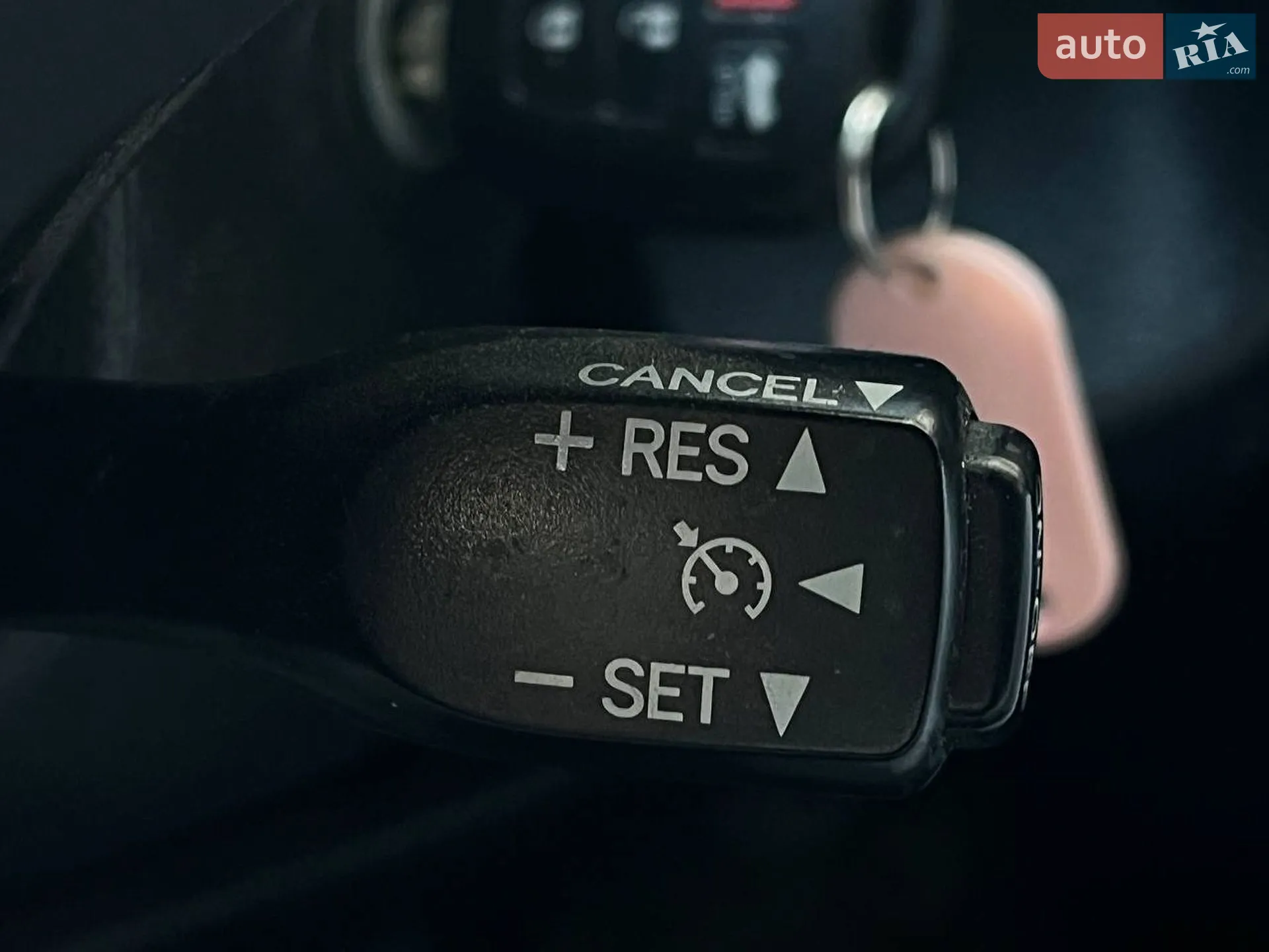 2016 Toyota Camry - мініатюра 24