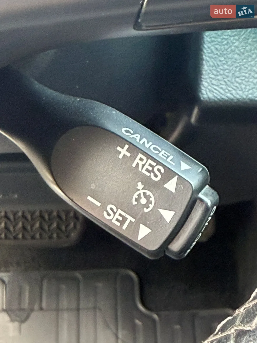 2014 Toyota Camry - мініатюра 30