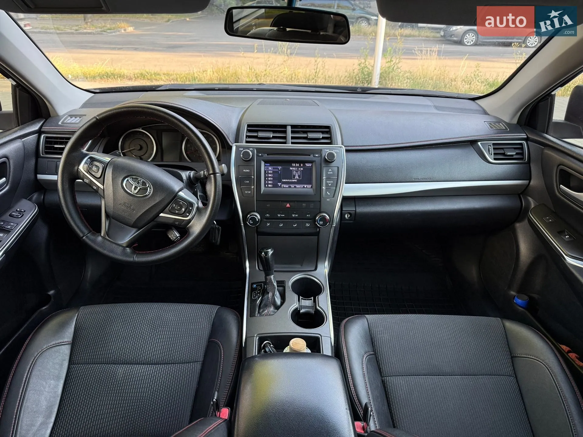 2016 Toyota Camry - мініатюра 10