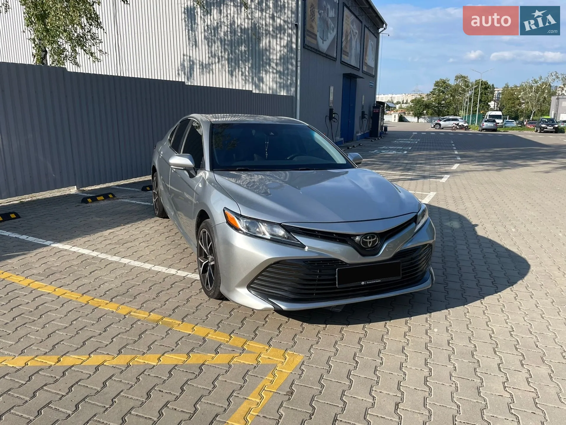 2018 Toyota Camry - фото 1