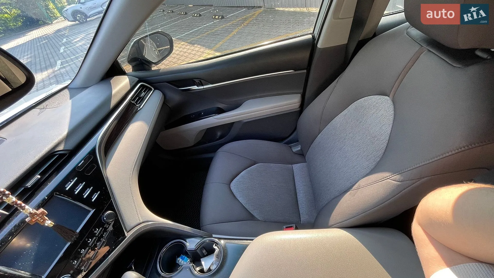 2018 Toyota Camry - мініатюра 12