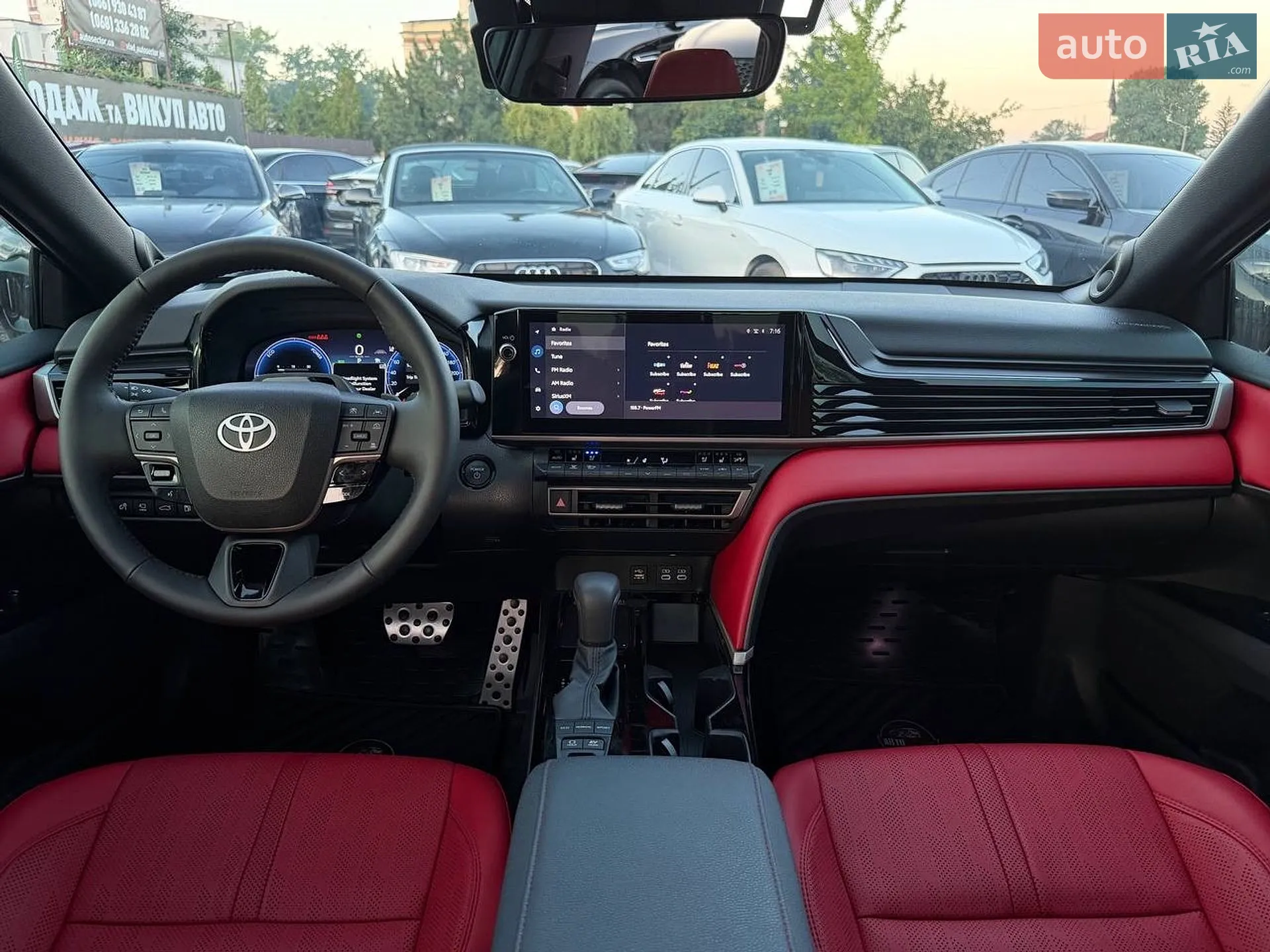 2025 Toyota Camry - мініатюра 20