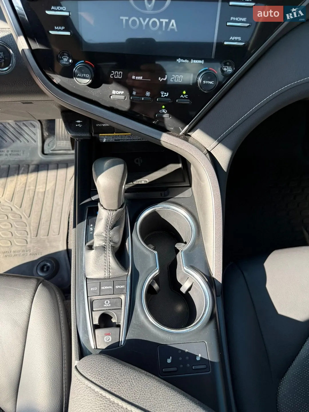 2018 Toyota Camry - мініатюра 19