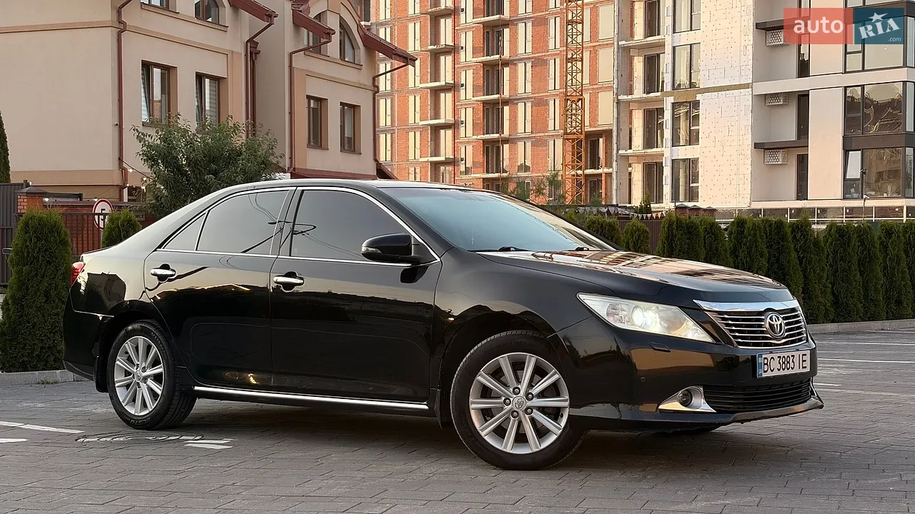 2014 Toyota Camry - мініатюра 17