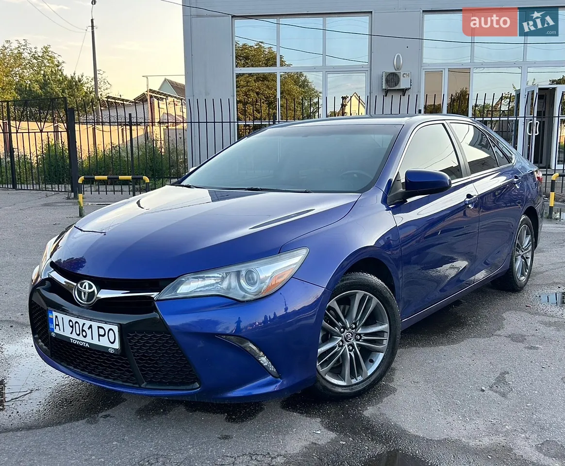 2016 Toyota Camry - мініатюра 19