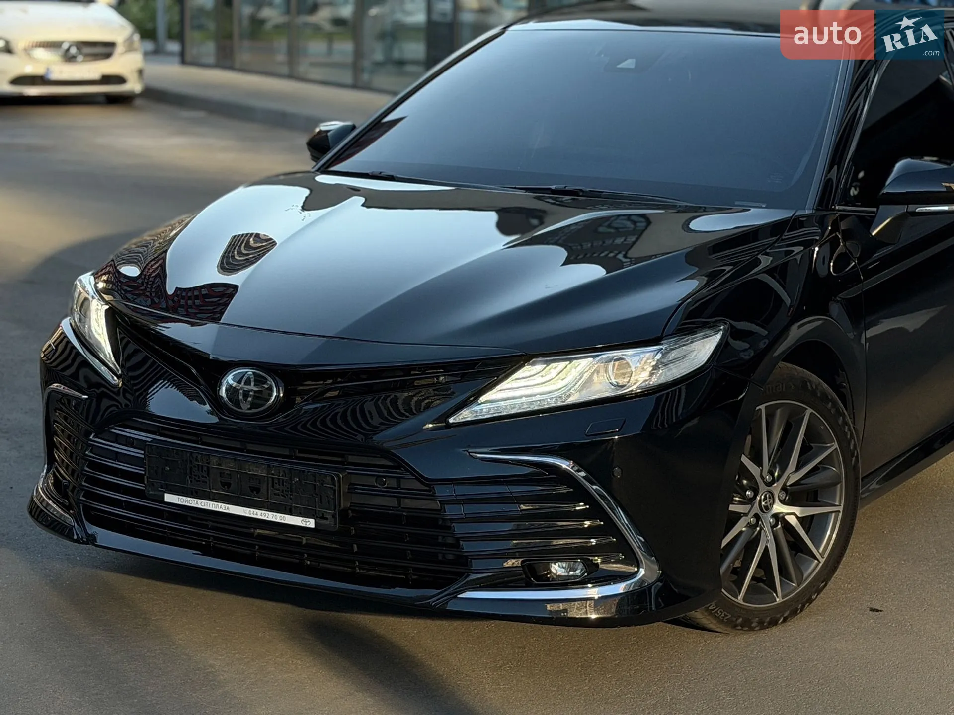 2021 Toyota Camry - мініатюра 5
