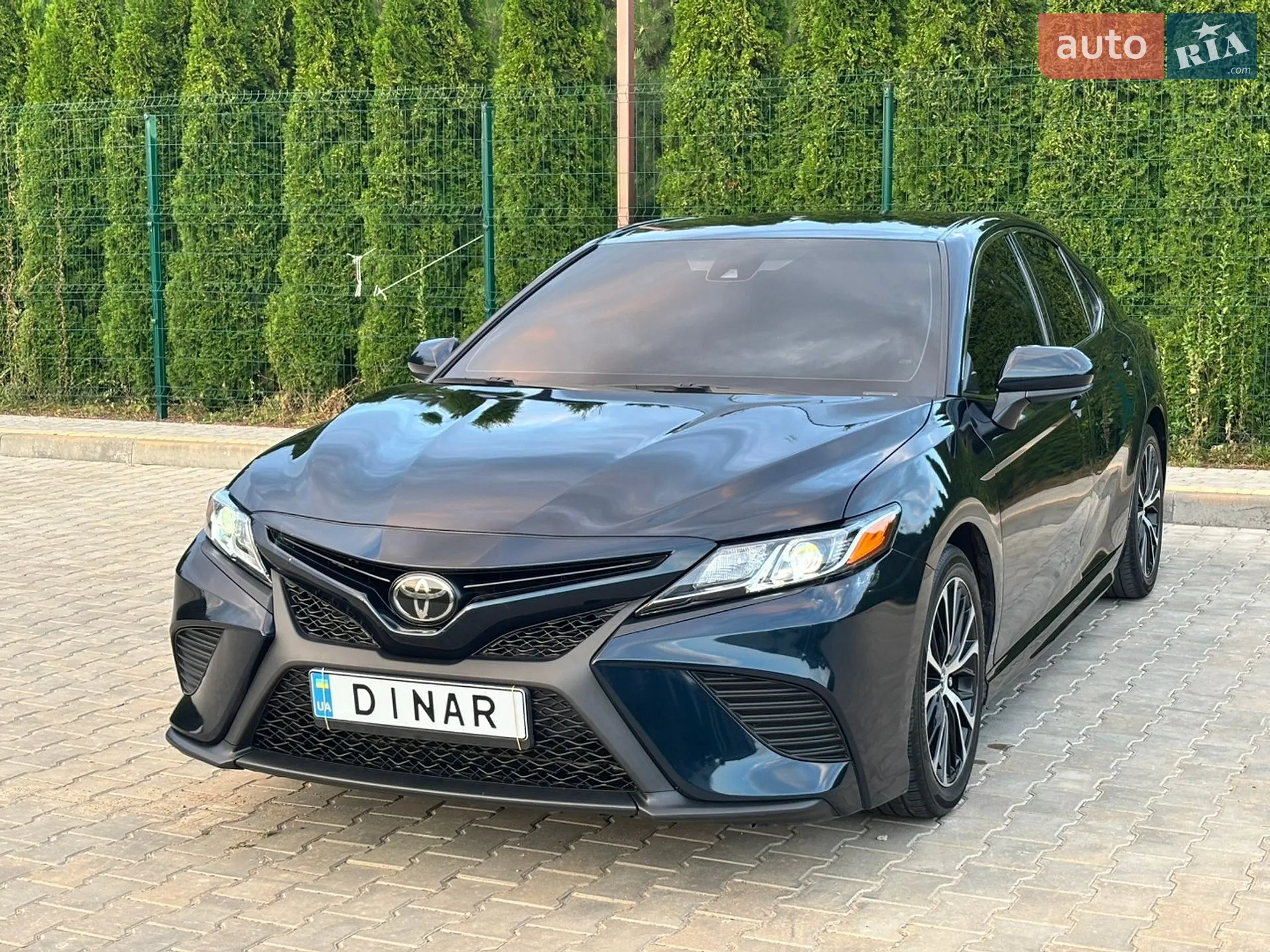 2019 Toyota Camry - мініатюра 4