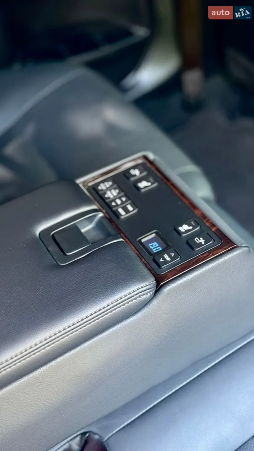 2014 Toyota Camry - мініатюра 30