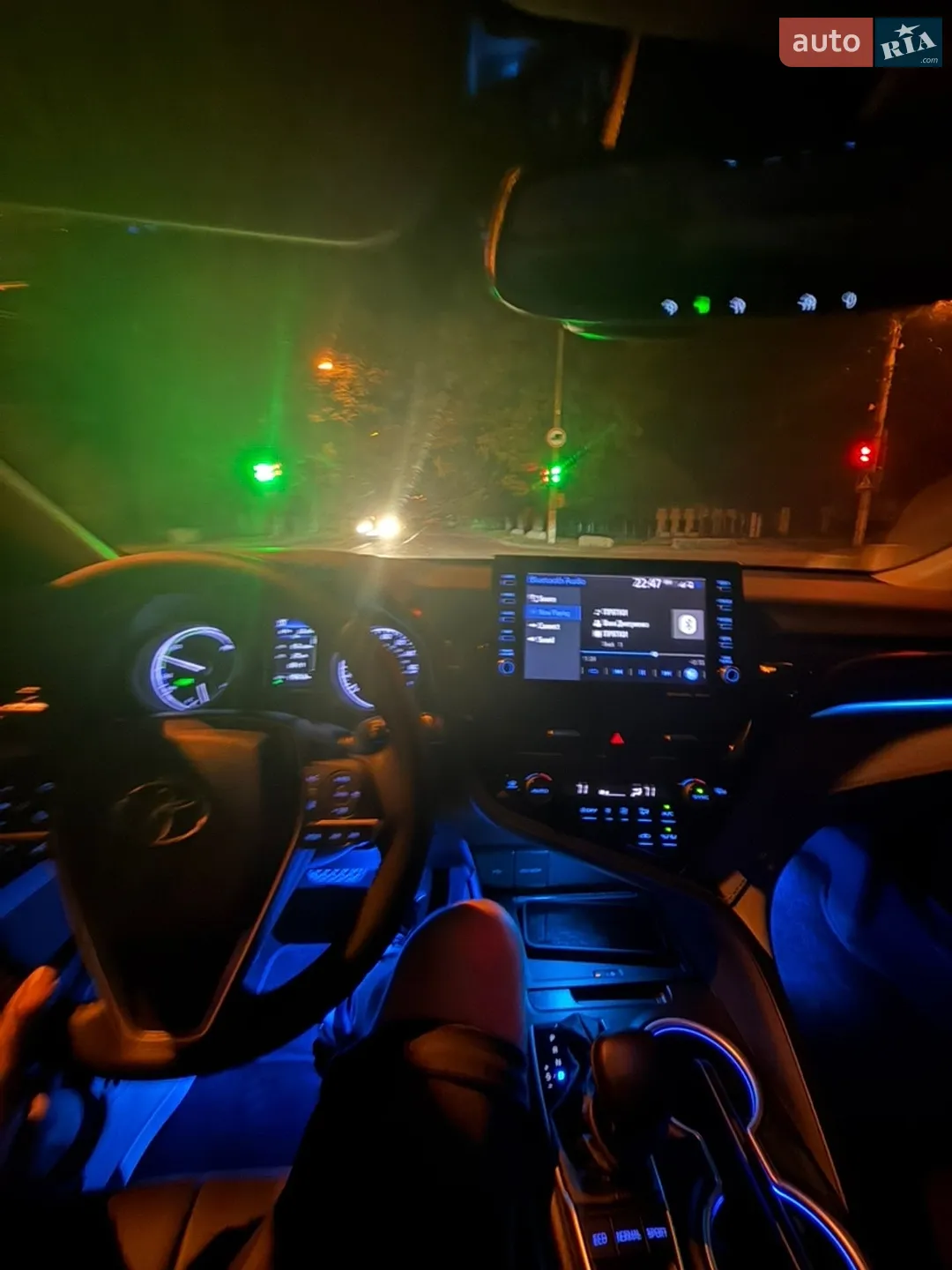 2021 Toyota Camry - мініатюра 18