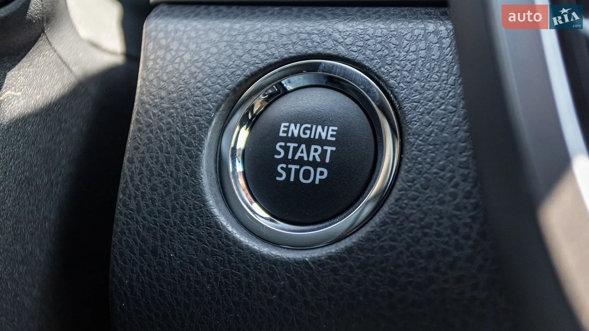 2019 Toyota Camry - мініатюра 28