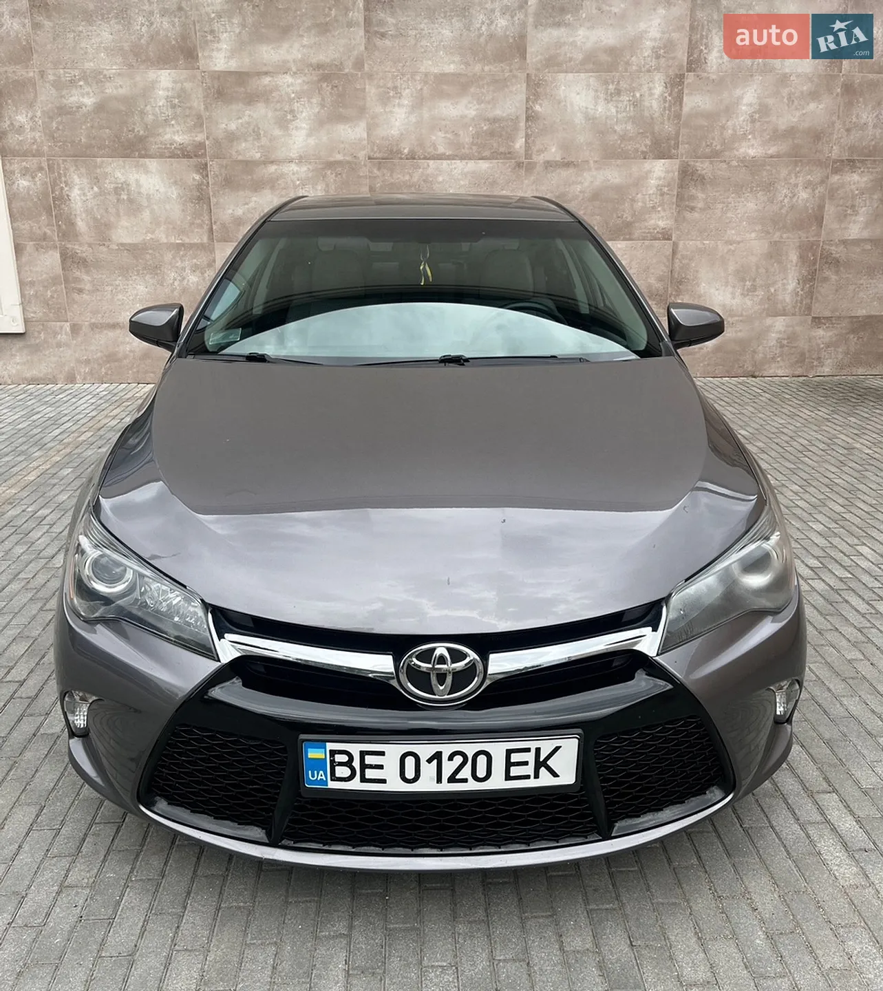 2014 Toyota Camry - фото 1