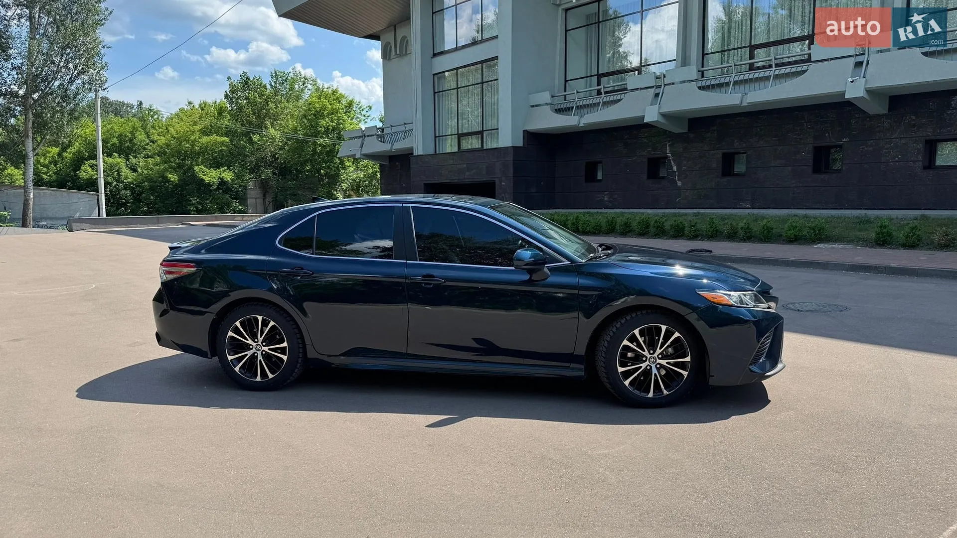 2018 Toyota Camry - мініатюра 8
