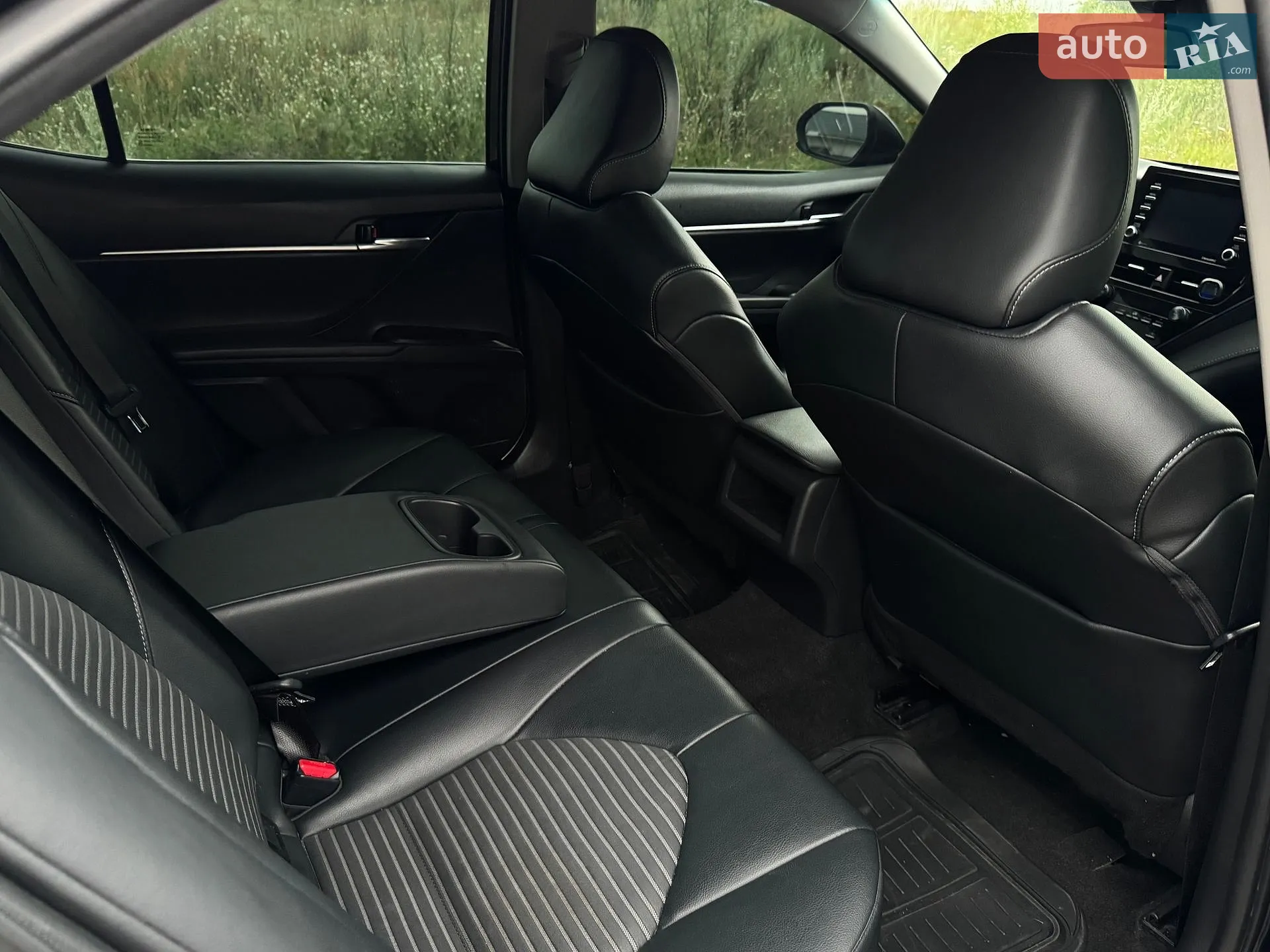 2021 Toyota Camry - мініатюра 10