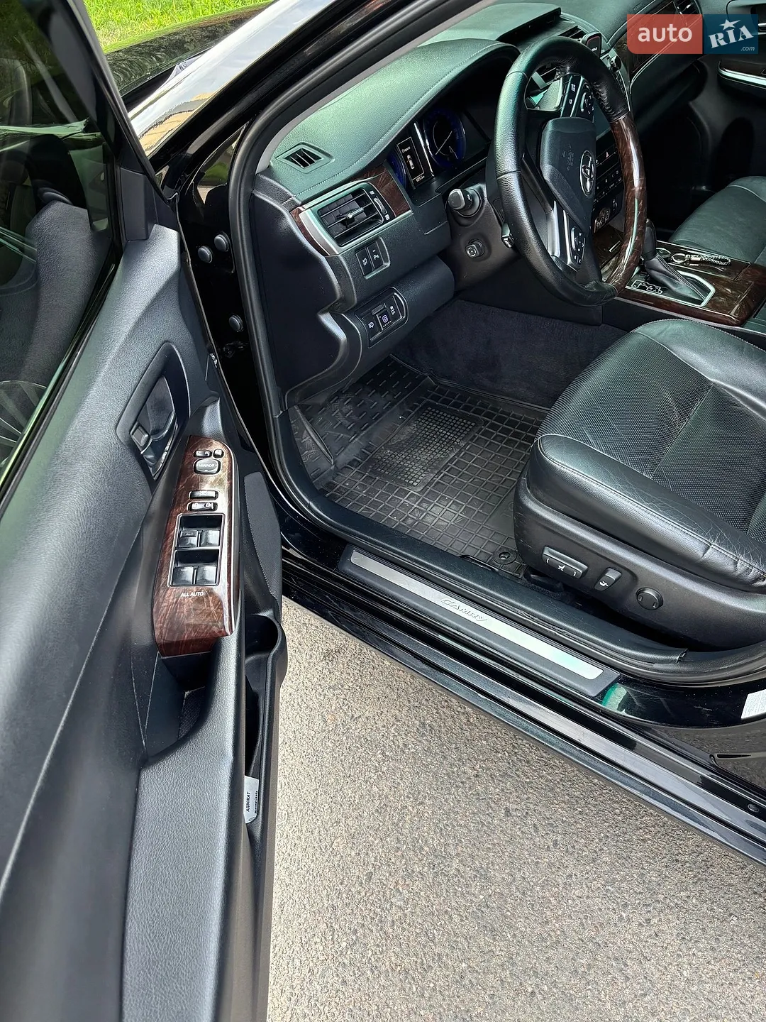 2017 Toyota Camry - мініатюра 15