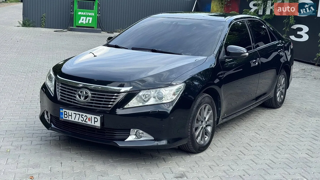 2014 Toyota Camry - мініатюра 19