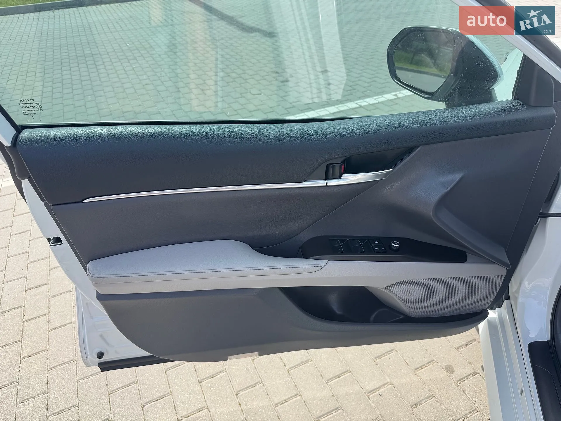 2022 Toyota Camry - мініатюра 25