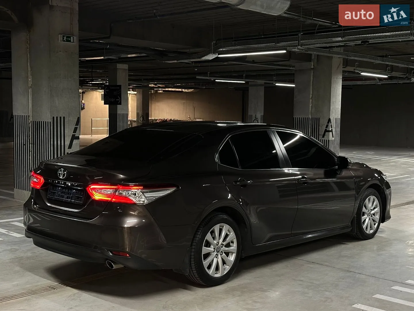2018 Toyota Camry - мініатюра 9