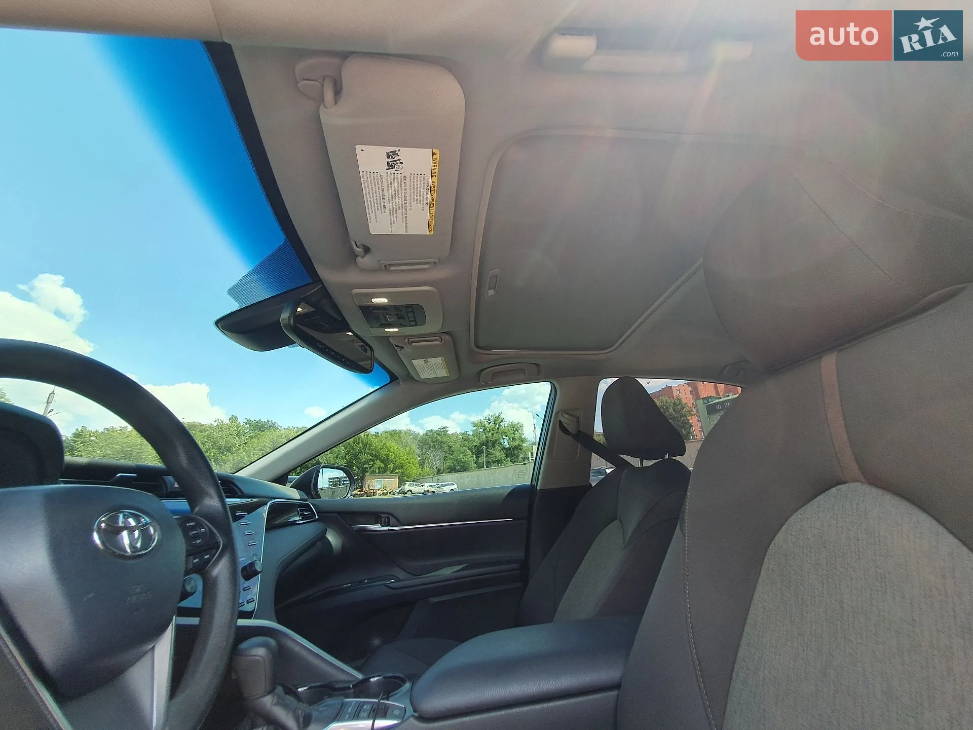 2018 Toyota Camry - мініатюра 14