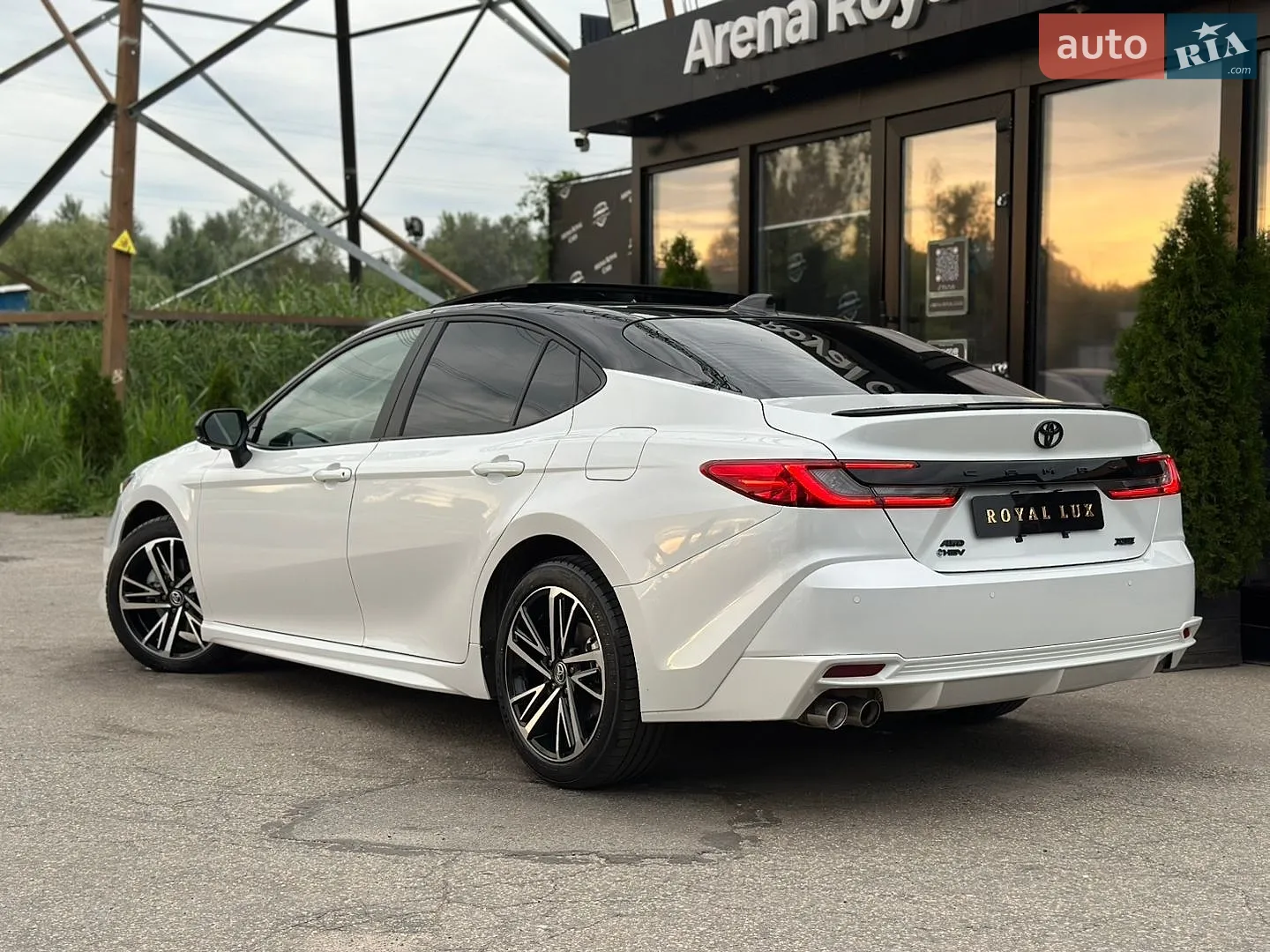 2025 Toyota Camry - мініатюра 4