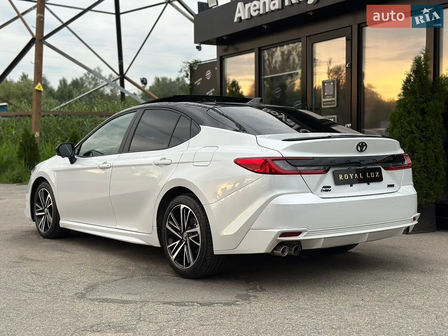 2025 Toyota Camry - мініатюра 12