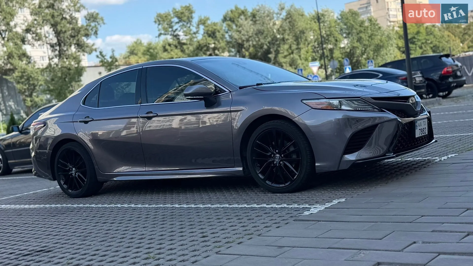 2018 Toyota Camry - фото 1