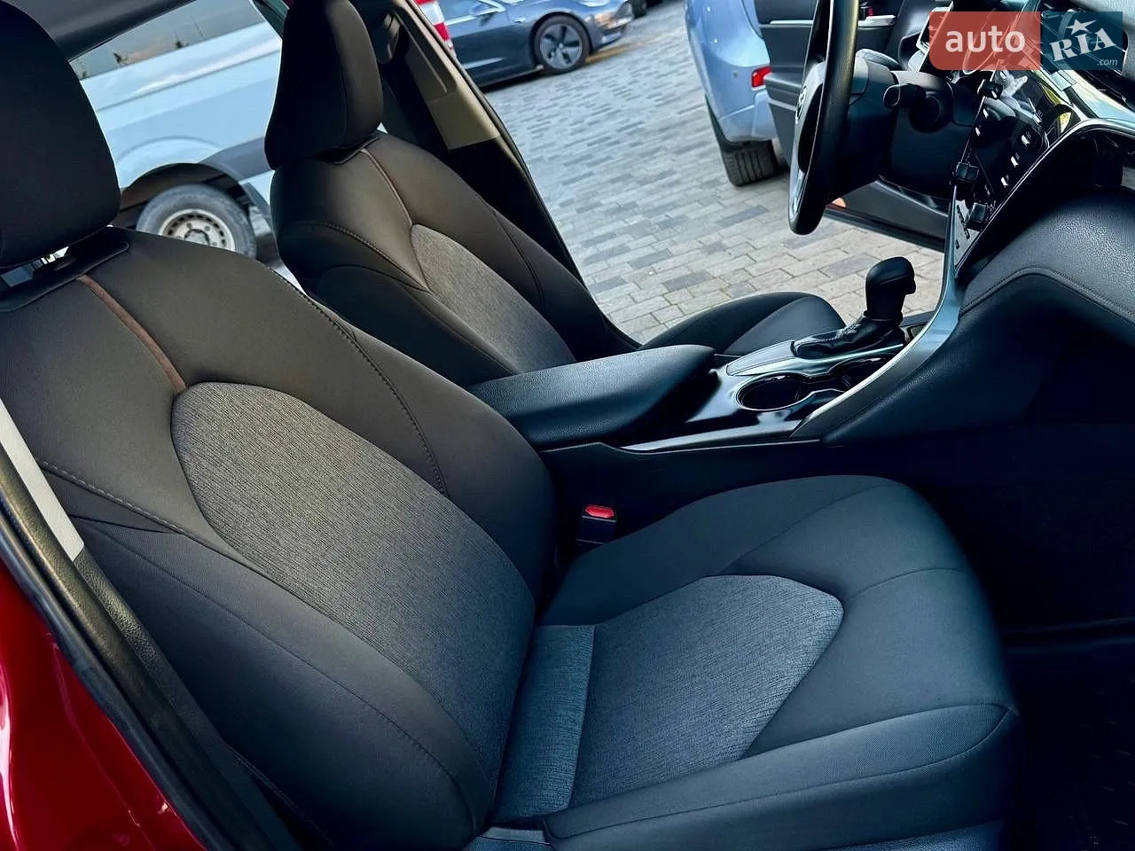 2018 Toyota Camry - мініатюра 22