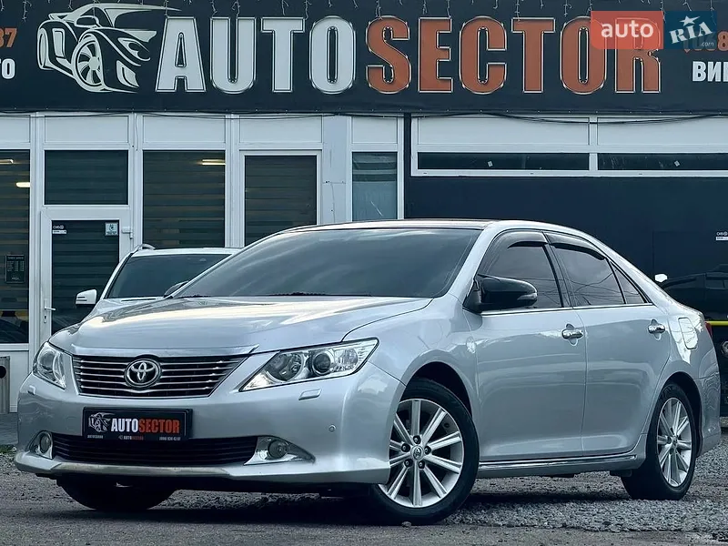 Седан Toyota Camry 2011 в Харкові фото