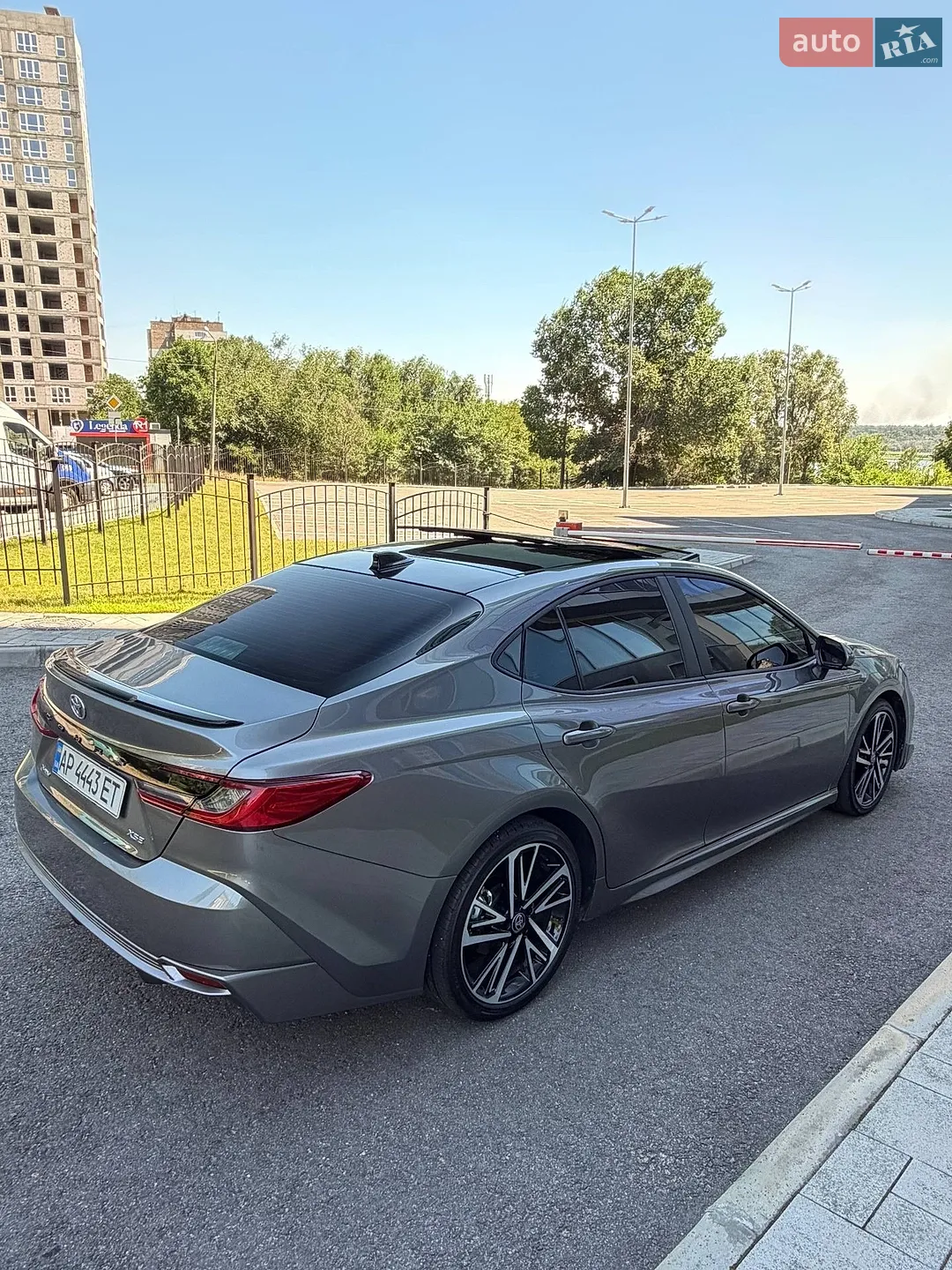 2025 Toyota Camry - мініатюра 14