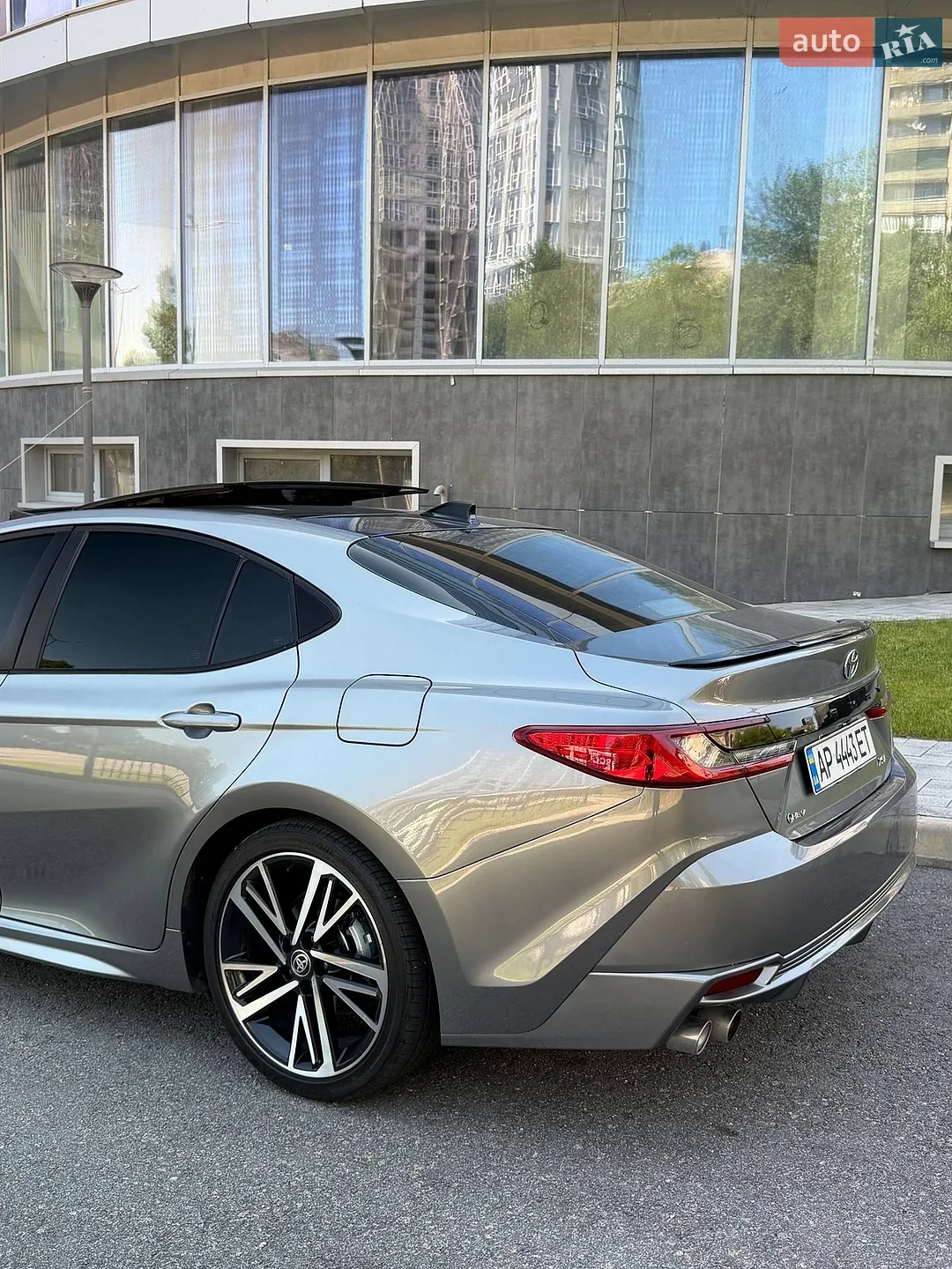 2025 Toyota Camry - мініатюра 15