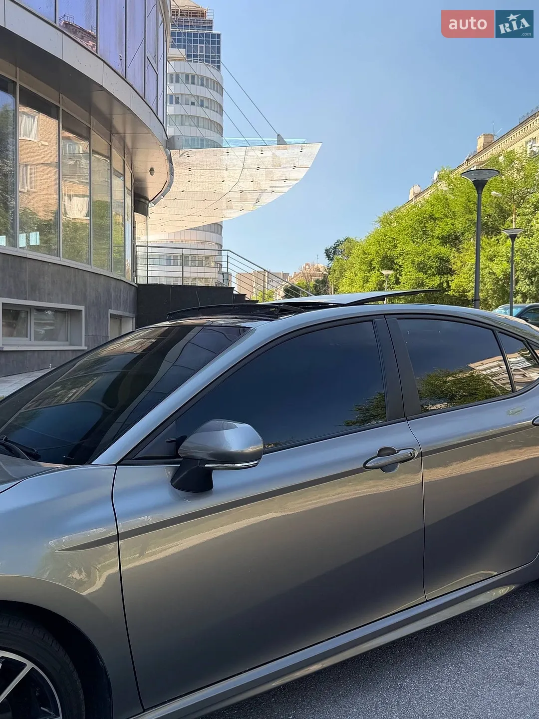 2025 Toyota Camry - мініатюра 16