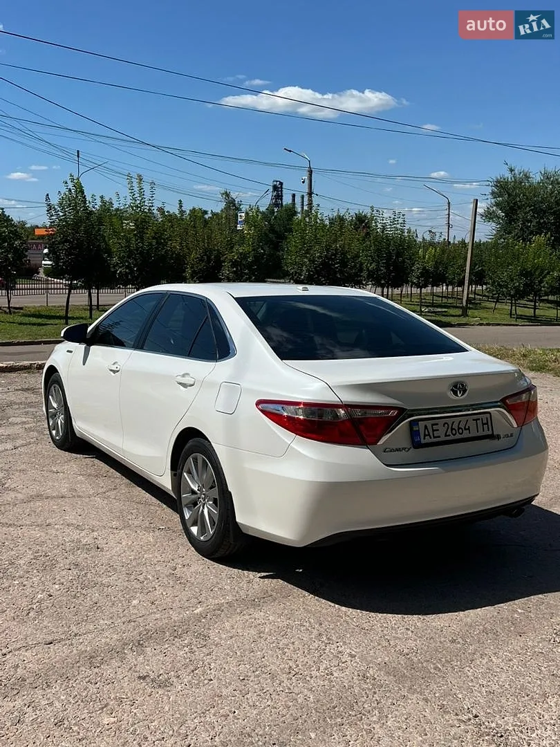 2015 Toyota Camry - мініатюра 2