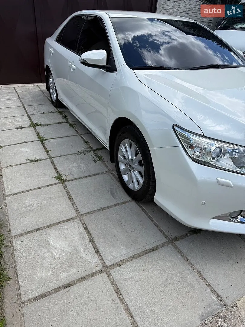 2014 Toyota Camry - мініатюра 3