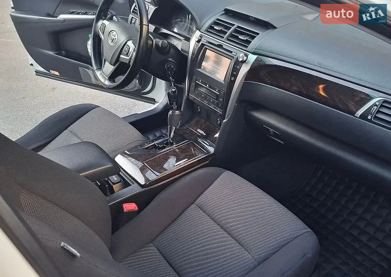 2014 Toyota Camry - мініатюра 13