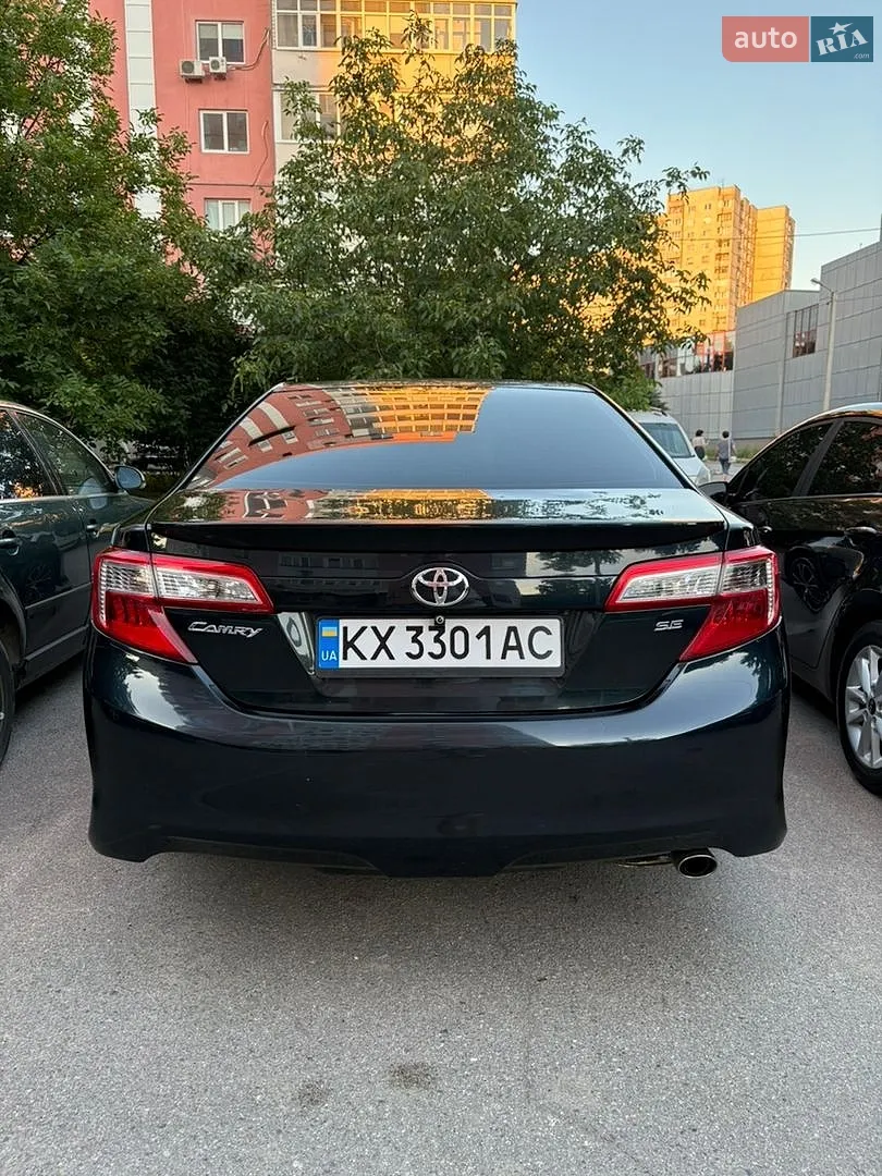 2013 Toyota Camry - мініатюра 4