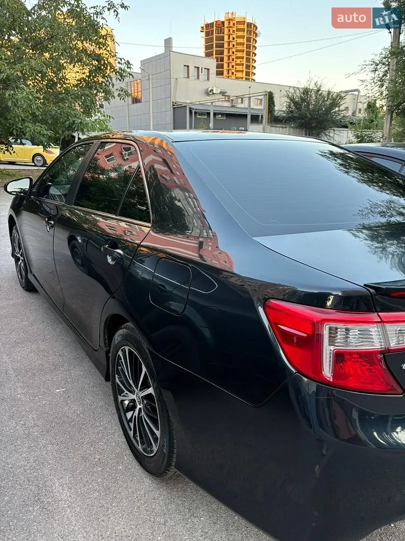 2013 Toyota Camry - мініатюра 6