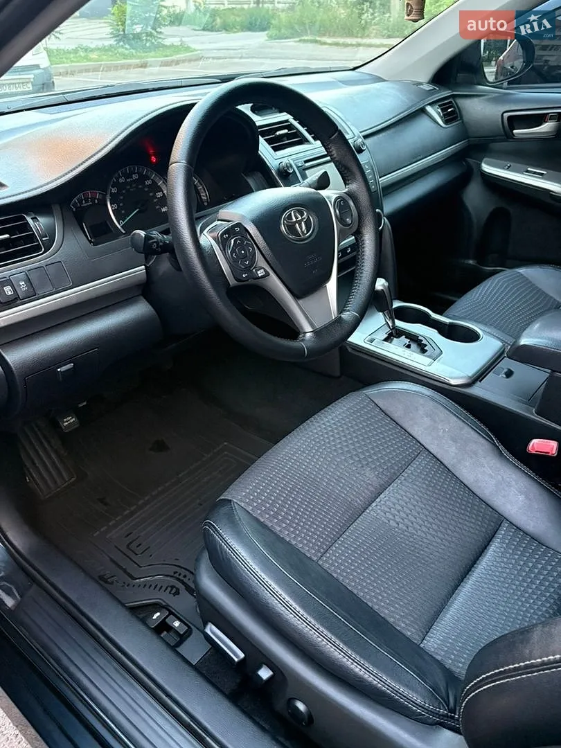 2013 Toyota Camry - мініатюра 9