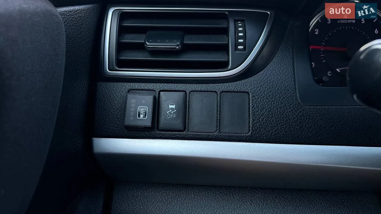 2016 Toyota Camry - мініатюра 13