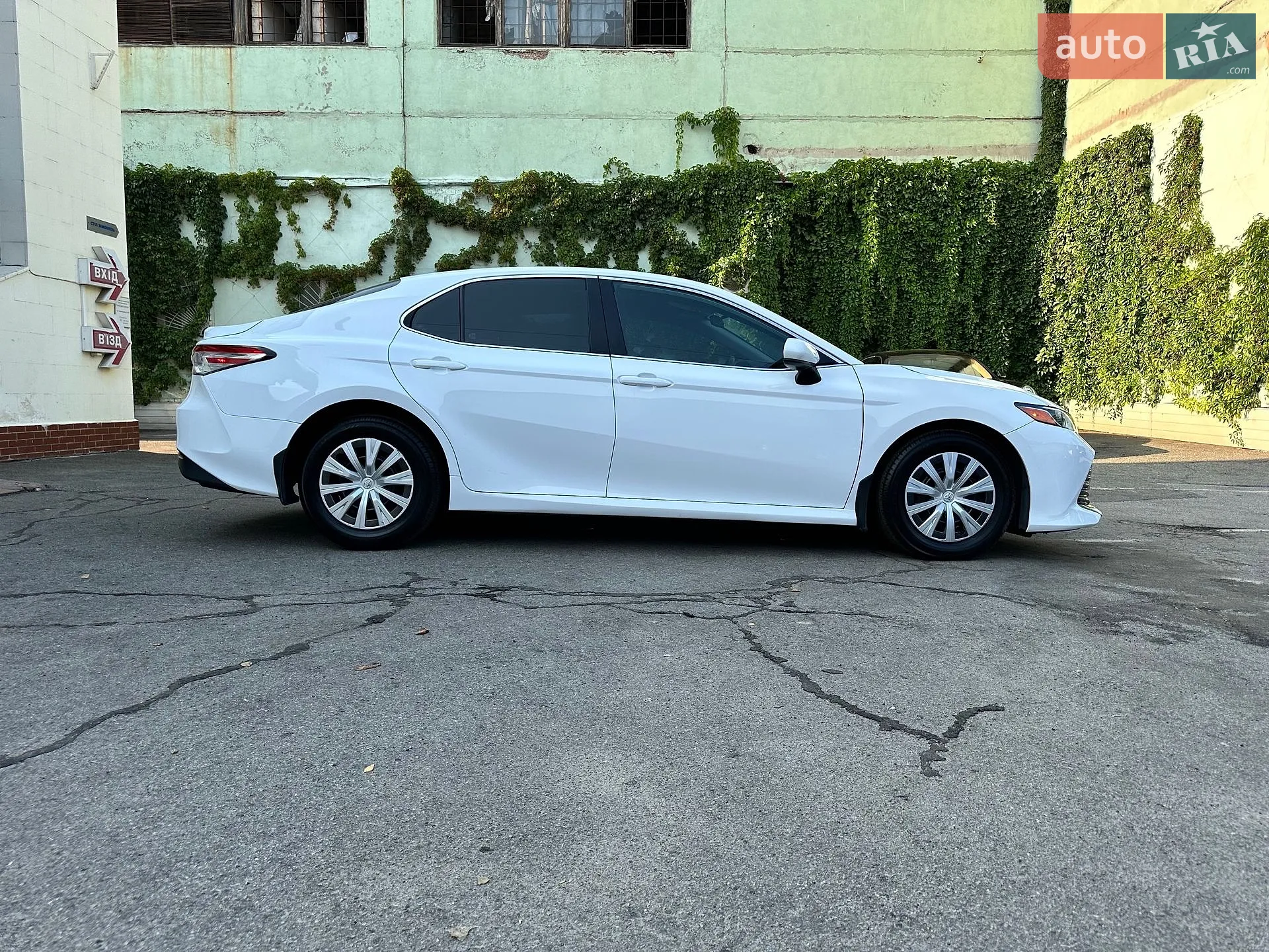 2019 Toyota Camry - мініатюра 7