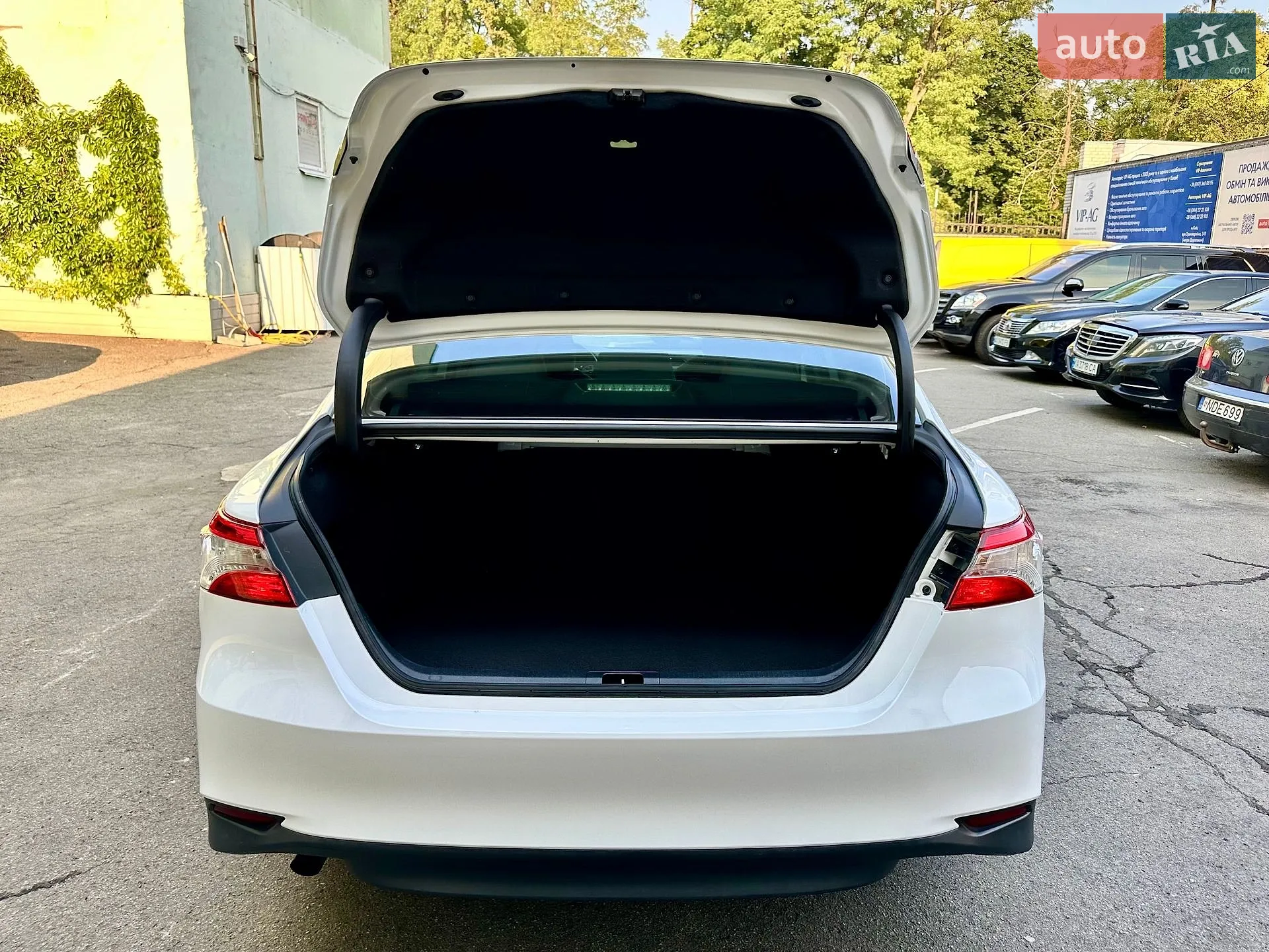 2019 Toyota Camry - мініатюра 33