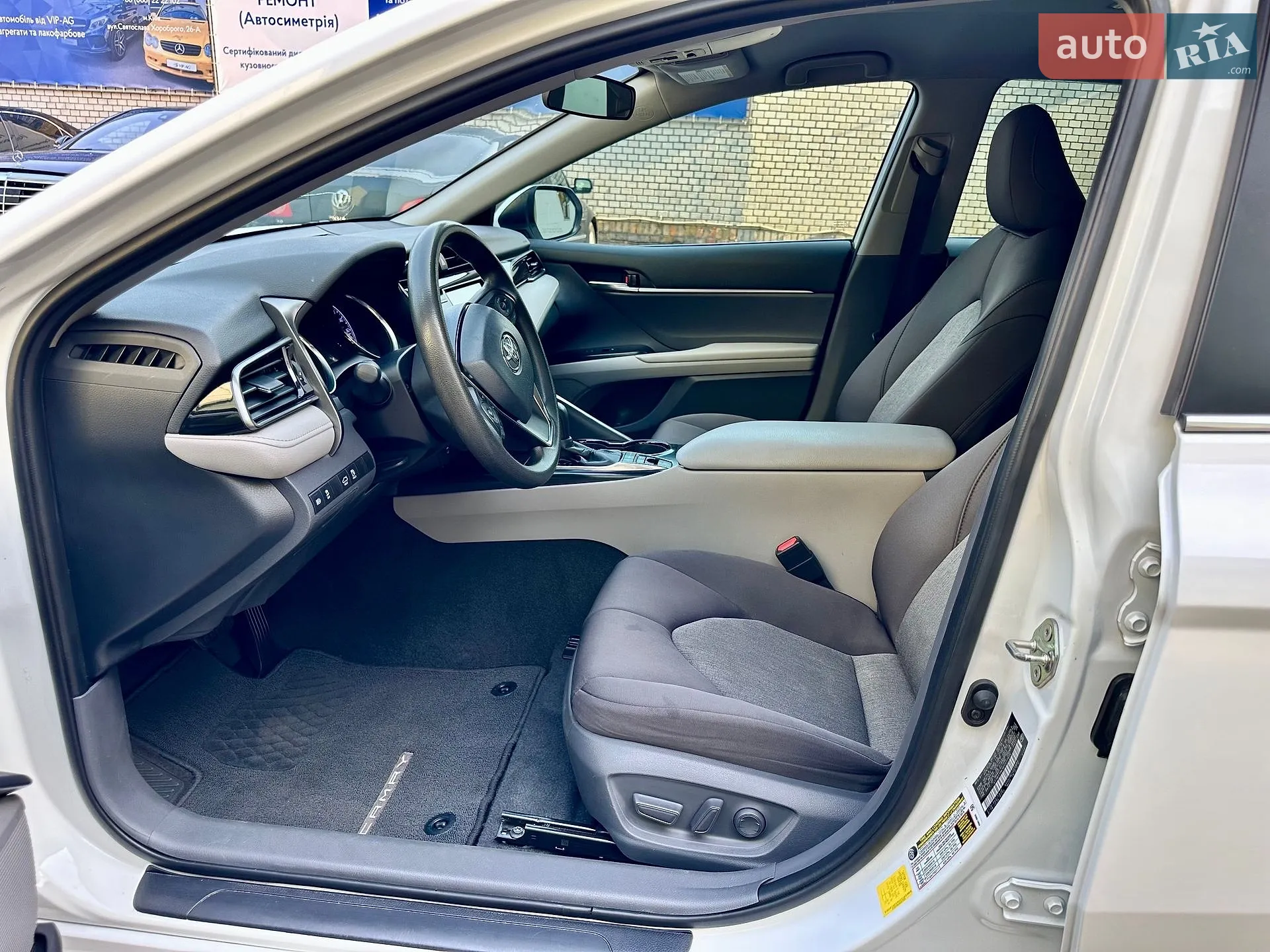 2019 Toyota Camry - мініатюра 36