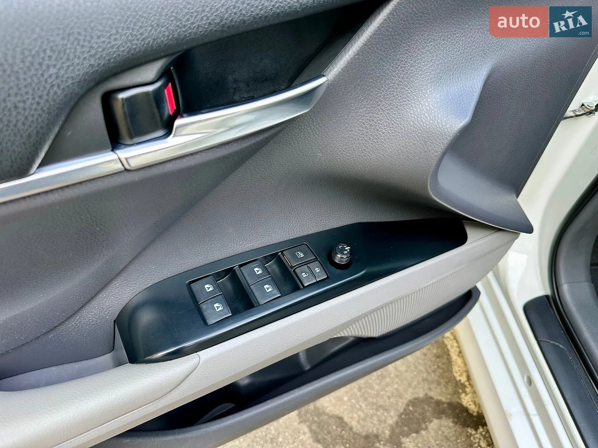 2019 Toyota Camry - мініатюра 38
