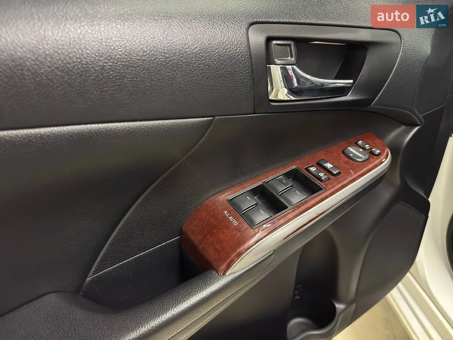 2014 Toyota Camry - мініатюра 9