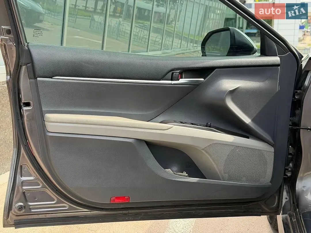 2022 Toyota Camry - мініатюра 11