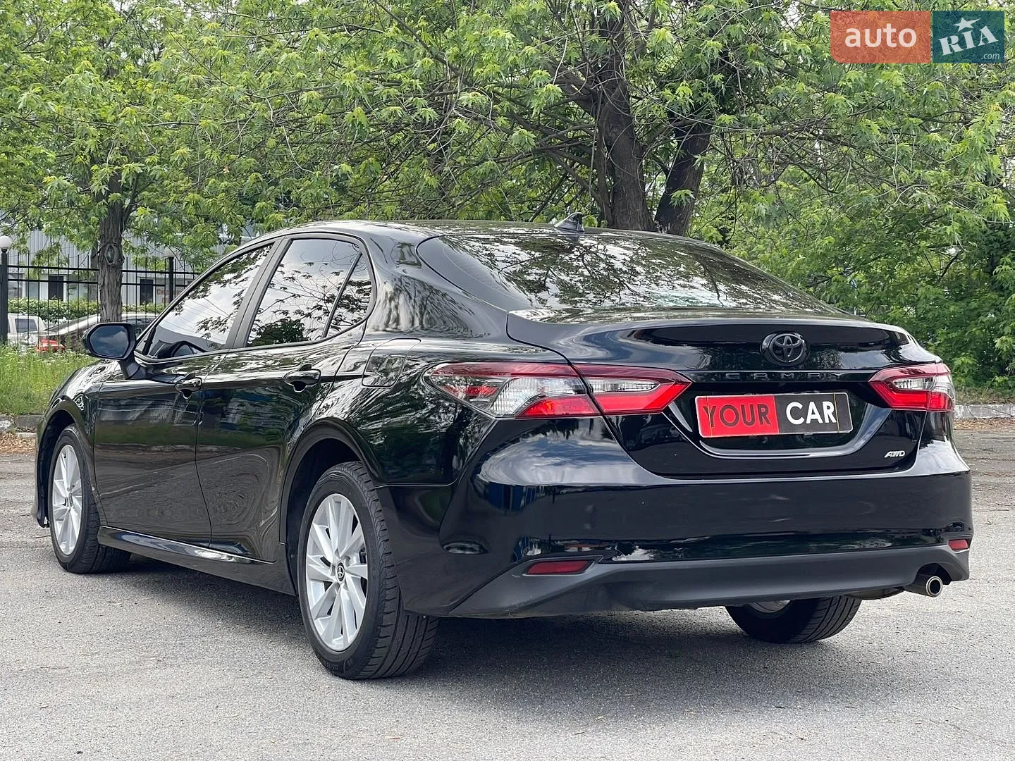 2022 Toyota Camry - мініатюра 3