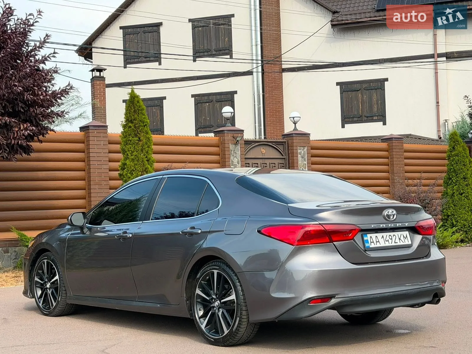 2017 Toyota Camry - мініатюра 18
