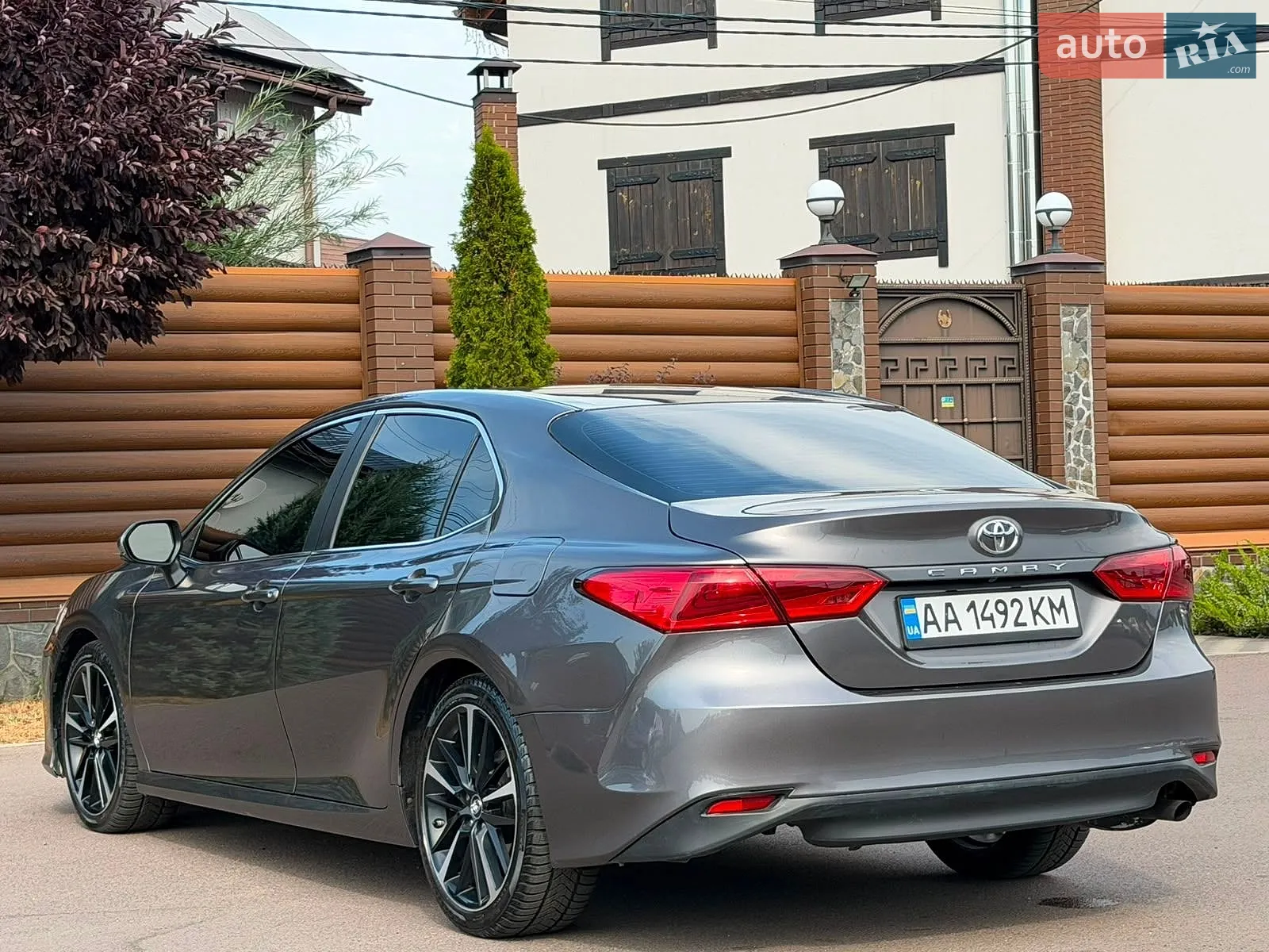 2017 Toyota Camry - мініатюра 20