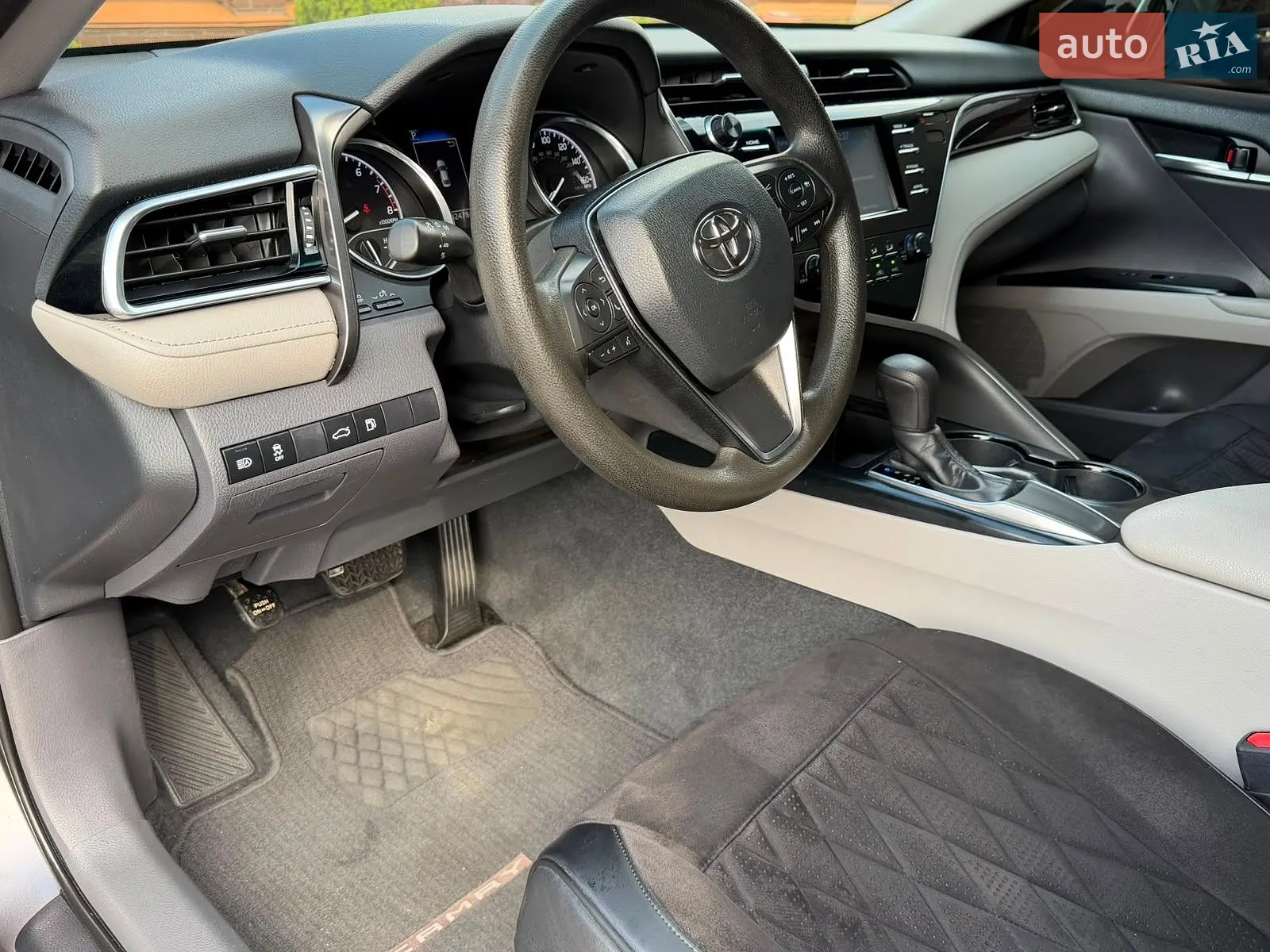2017 Toyota Camry - мініатюра 35